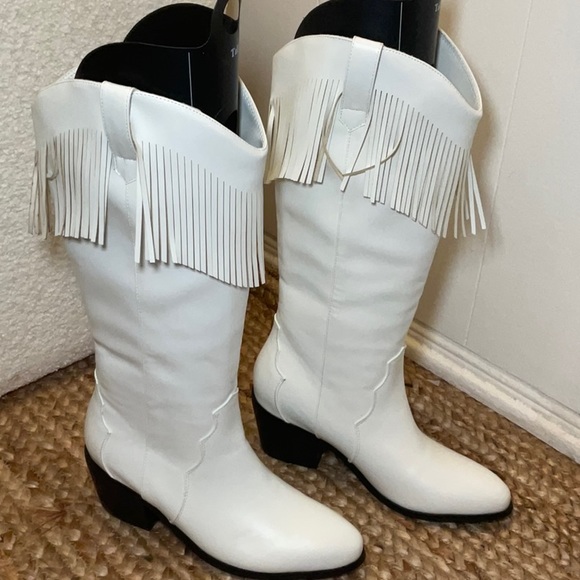 Princess Polly Shoes - Princess Polly Fringe White Boots